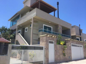 Casa térrea na praia de Mariscal poucos metros do mar